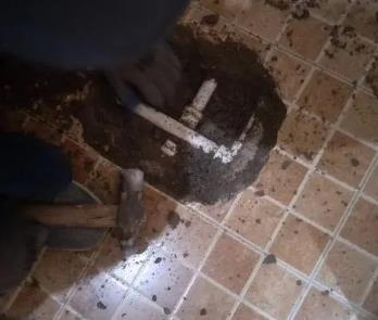 广德卫生间漏水维修公司为您分享下卫生间渗水如何处理及注意事项